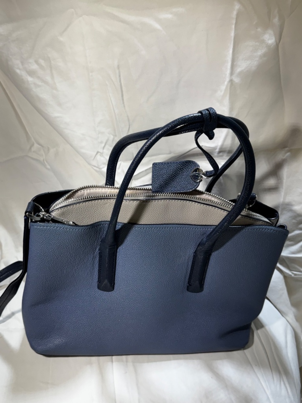 Kate Spade Purse - Picture 2 of 4